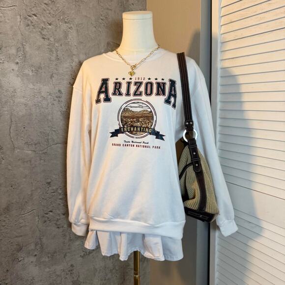 ☕️ White Arizona Crewneck - Picture 1 of 6
